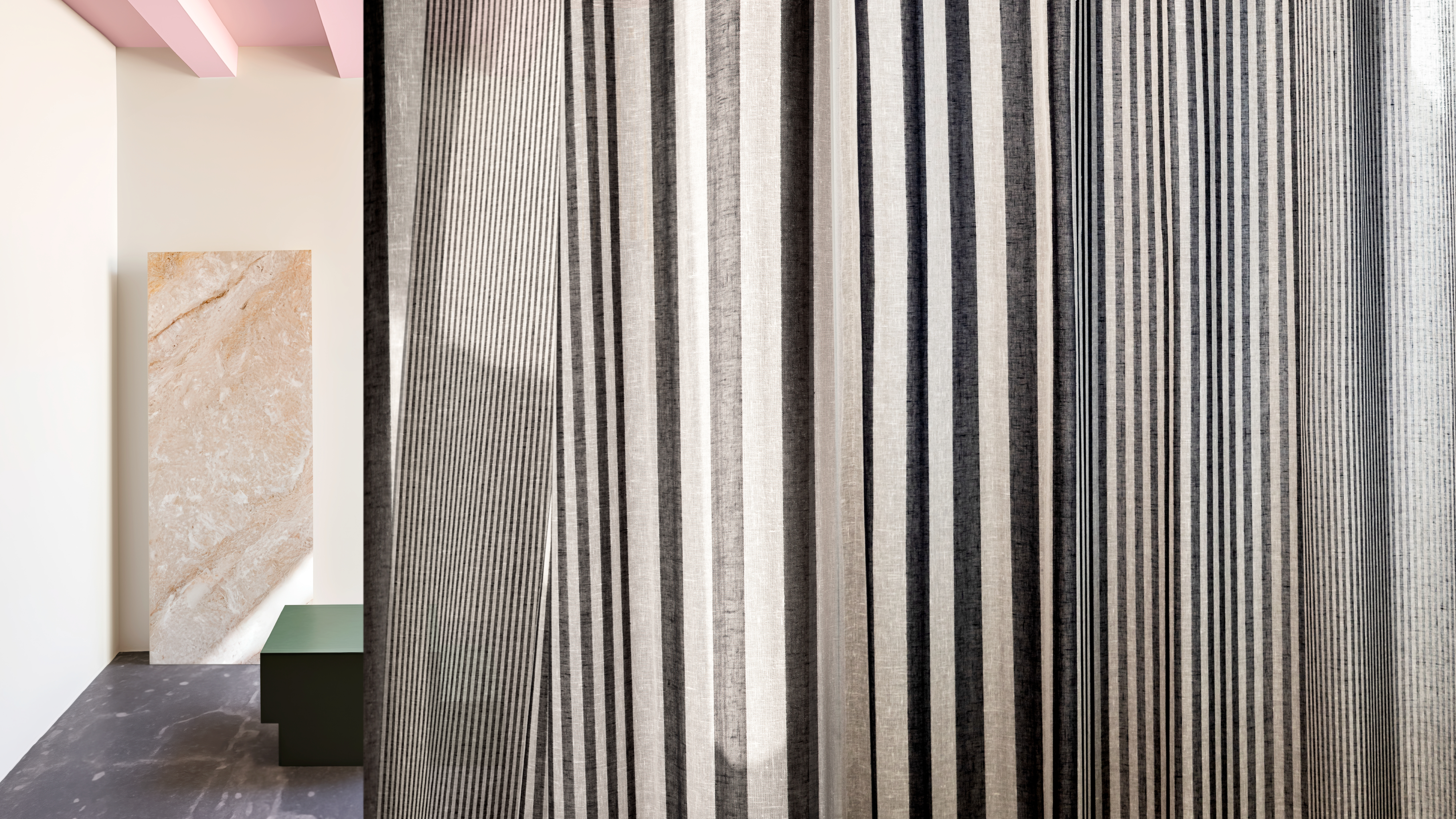 {{ 'Collaboration' || ('Labels.Kvadrat.Client.Campaign.PrevCampaignPage' | translate) }}