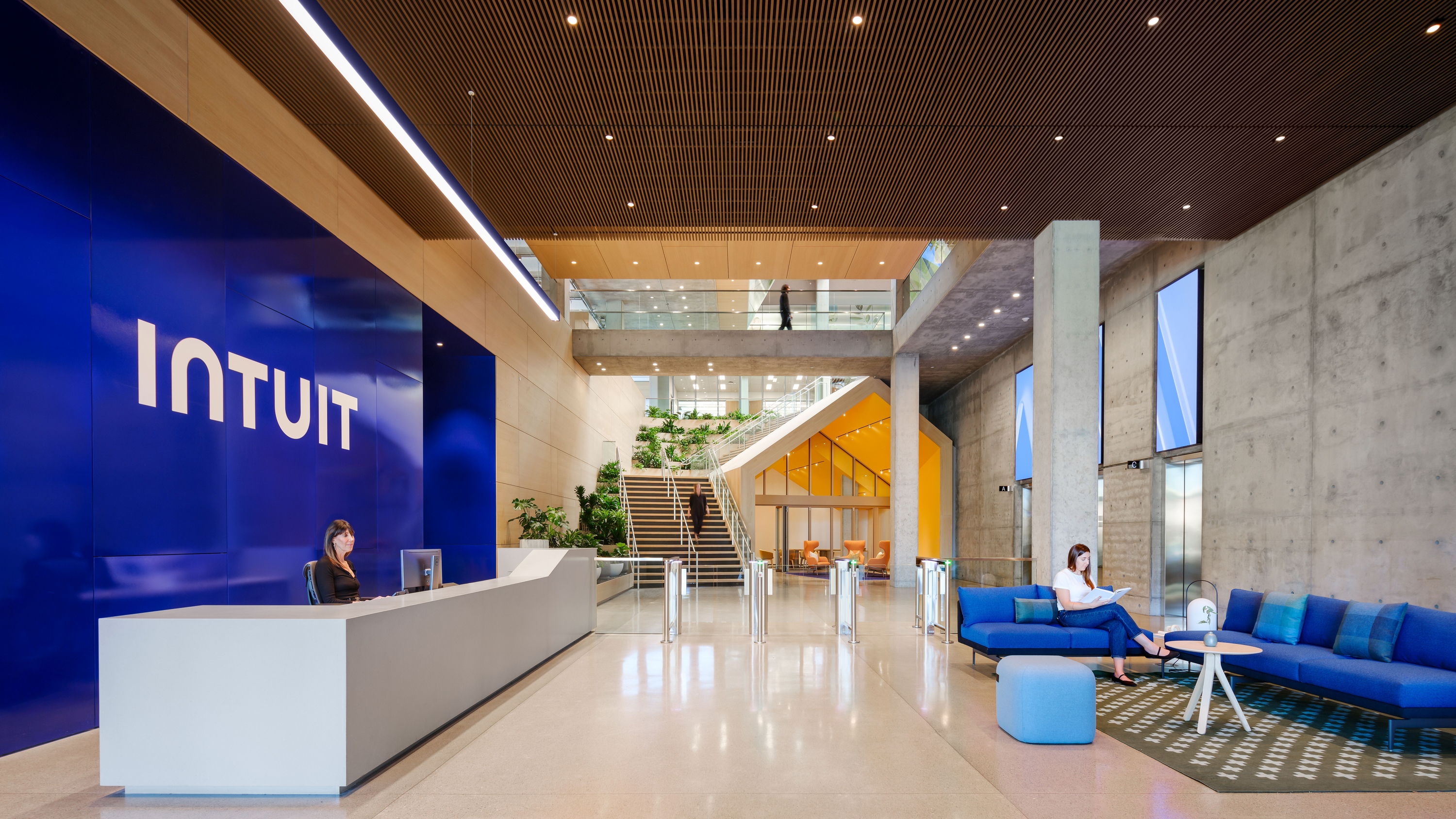 Intuit Bayshore | Colourful Collaboration